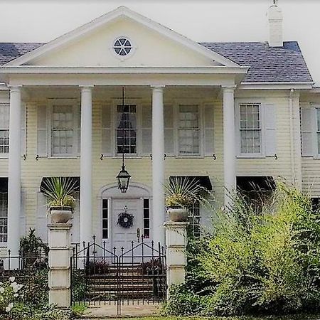 Morgantown The Lake Manor Bed & Breakfast エクステリア 写真