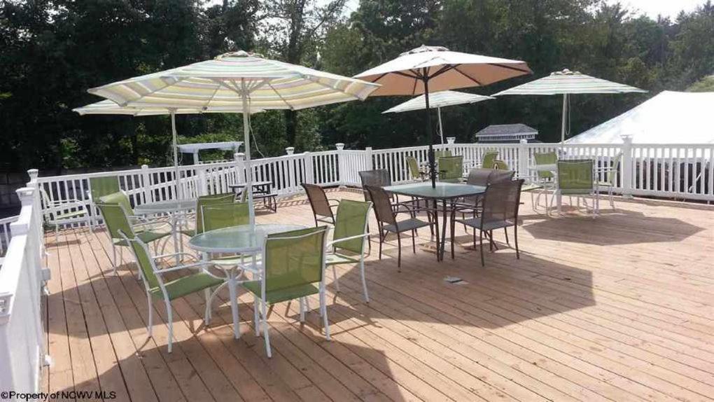Morgantown The Lake Manor Bed & Breakfast エクステリア 写真