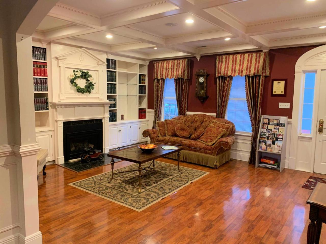 Morgantown The Lake Manor Bed & Breakfast エクステリア 写真