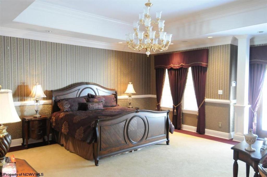 Morgantown The Lake Manor Bed & Breakfast エクステリア 写真